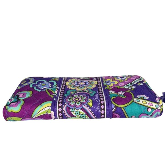 Vera Bradley Zip Around Wallet Paisley Purple Quilted Fabric - Picture 3 of 4